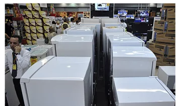 Vendas no comércio voltam a ganhar fôlego e crescem 0,5% em outubro