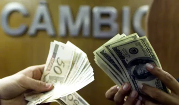 Dólar cai para R$ 5,81 em dia de trégua com moedas emergentes