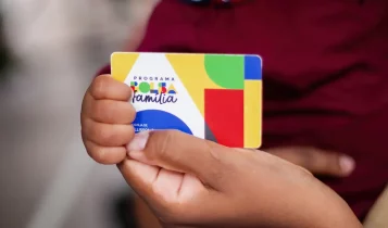 Caixa começa a pagar Bolsa Família de outubro