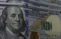 Dólar cai para R$ 5,78, apesar de tarifa de Trump sobre aço e alumínio