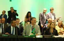 No Uruguai, ministro Fávaro destaca transparência e boas práticas da agropecuária brasileira