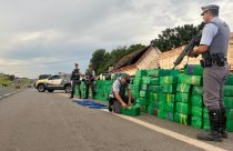 Polícia Rodoviária de SP encontra 9 toneladas de maconha em carga de milho