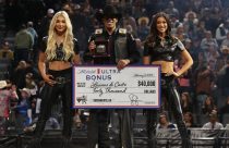 Brasileiro é campeão na PBR e esta na disputa de melhor cowboy do mundo; Vídeo
