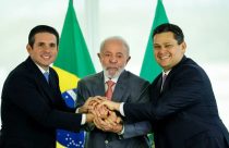 Convivência com presidentes do Legislativo será exemplo para fortalecer a democracia, diz Lula
