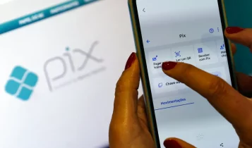 Pix parcelado deve ser lançado em setembro, diz Banco Central