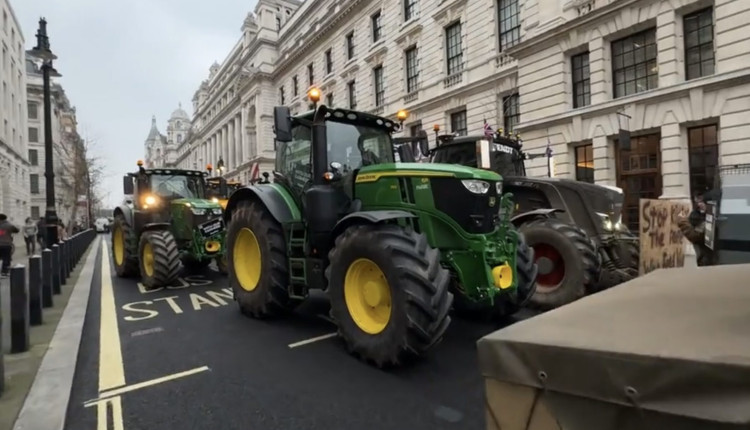 tratoraco em londres - de produtores rurais