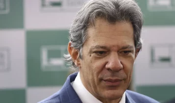 Ordem é negociar e não retaliar, diz Haddad sobre tarifas dos EUA