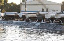 Crise hídrica em Chapecó força BRF a buscar água no Rio Uruguai para salvar produção