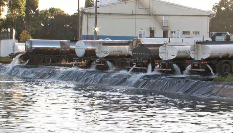 Crise hídrica em Chapecó força BRF a buscar água no Rio Uruguai para salvar produção