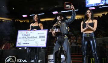 Paulo Eduardo Rossetto vence etapa do Ty Murray Invitational da PBR e coloca o Brasil no topo do mundo na disputa individual da montaria em touros
