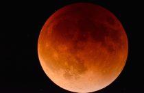 Eclipse Lunar Total: Prepare-se para a deslumbrante Lua de sangue esta noite!