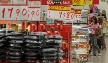 Mercado eleva previsão da inflação para 4,36% este ano