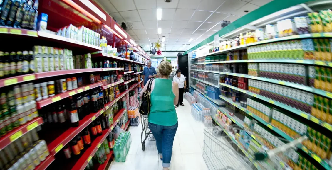 A medida, que zera imposto de alguns produtos da cesta básica, entra em vigor no dia 1º de abril e tem a finalidade de baixar o custo dos alimentos para a população.￼