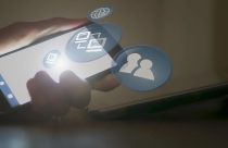 Instagram e Facebook iniciam testes com 'notas da comunidade' após fim de moderação