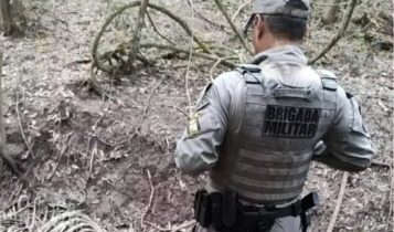 Brigada Militar descobre abatedouro clandestino de cavalos em assentamento no sul do RS