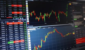 Mercados globais em queda: bolsas asiáticas afundam e Europa acompanha o tombo