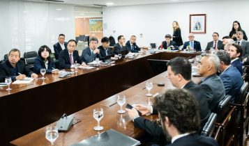 China e Brasil discutem construção do Corredor Bioceânico e projetos do Novo PAC