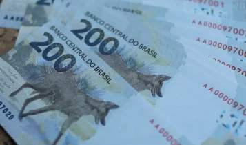 Mercado reduz previsão da inflação para 4,33% este ano