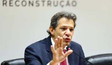 Brasil não sairá da mesa de negociação com EUA, diz Haddad