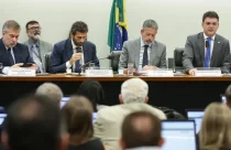 Correção de toda tabela do IR custaria mais de R$ 100 bilhões por ano