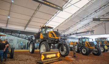 Valtra comemora sucesso de vendas dos lançamentos na Agrishow 2025