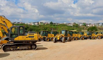 Governo Federal entrega mais de 300 máquinas agrícolas para beneficiar 301 municípios de Minas Gerais
