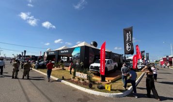 Concessionárias impulsionam negócios e inovação automotiva na Bahia Farm Show 2025