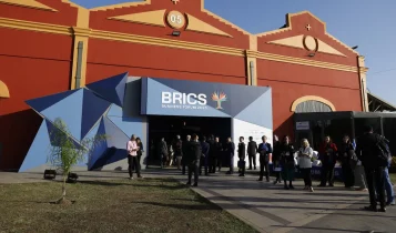 Brics terá declarações de IA, doenças socialmente determinadas e clima