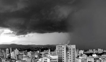 Frente fria e temporais intensos: veja como fica o tempo