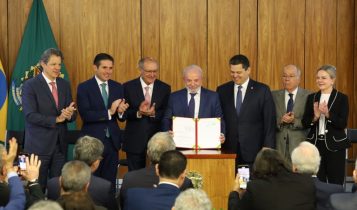 Governo lança Plano Brasil Soberano para proteger exportadores e trabalhadores de sobretaxas dos EUA