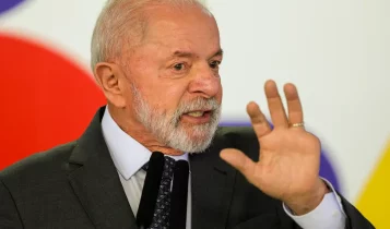 Governo Lula anuncia R$ 30 bilhões para empresas afetadas por tarifaço 