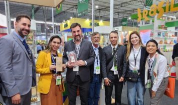 Brasil conquista prêmio de Melhor Estande Internacional na Expoalimentaria - Peru 2025