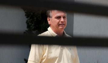 Bolsonaro é preso