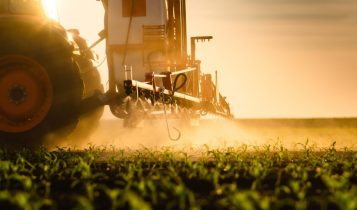 Defensivos agrícolas: a verdade científica que desmonta os maiores mitos do agro