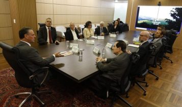 Fávaro recebe setor cafeeiro para alinhar estratégias de promoção internacional e financiamento da atividade