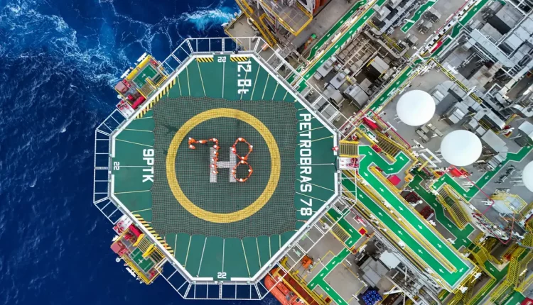 Petrobras recebe autorização para operar nova plataforma no pré-sal
