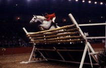 Imbatível há mais de 40 anos: o salto de 2,32 m que entrou para a história do hipismo