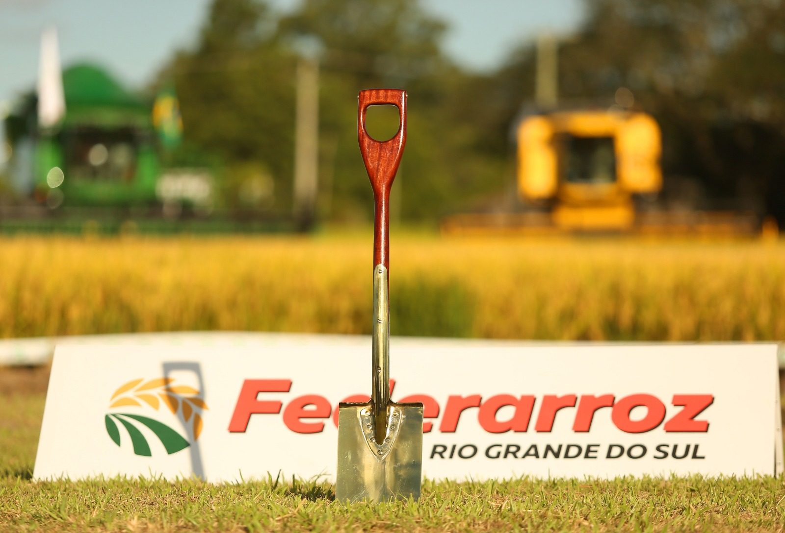 Homenagem Pá do Arroz valoriza destaques da cadeia orizícola na 36ª Abertura da Colheita
