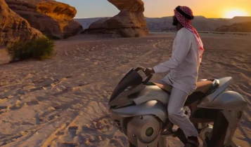 Kawasaki acelera o futuro e confirma “robô-cavalo” em produção: estreia já tem data