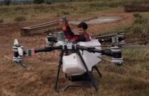 drone agricola helicoptero