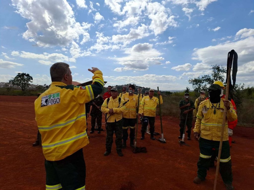 Inscrições abertas em SP: 243 vagas para brigadistas com remuneração de até R$ 4 mil