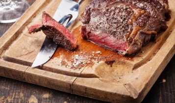 Você faz churrasco errado? Fórmula inspirada em Einstein revela o segredo do bife perfeito