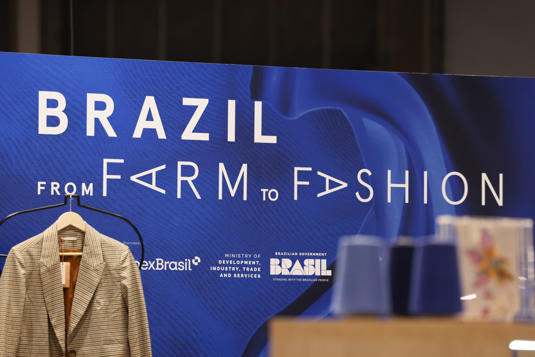 Abrapa promove abertura de mercado europeu para a moda brasileira