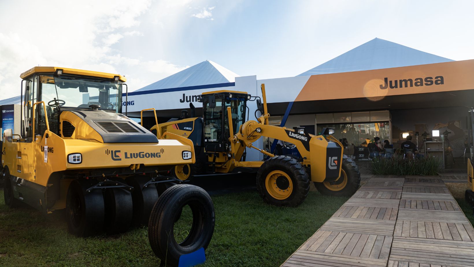 Jumasa - LiuGong maquinas pesadas - Show Safra