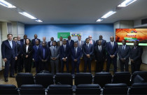 Mapa recebe delegação de Angola para discutir programa de investimento agropecuário bilateral