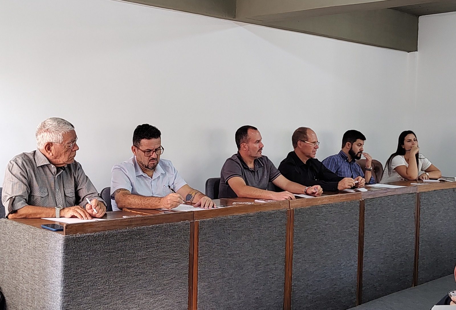 Fenasul Expoleite projeta recorde de animais e inicia definição da programação