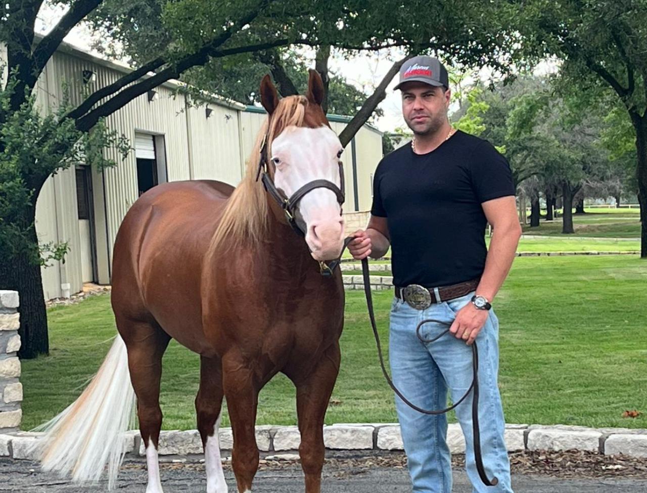 Americasnexttopgun (Maverick) e Marcus Ferrari