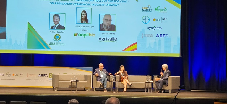 Brasil reforça protagonismo global em bioinsumos durante congresso internacional na Espanha