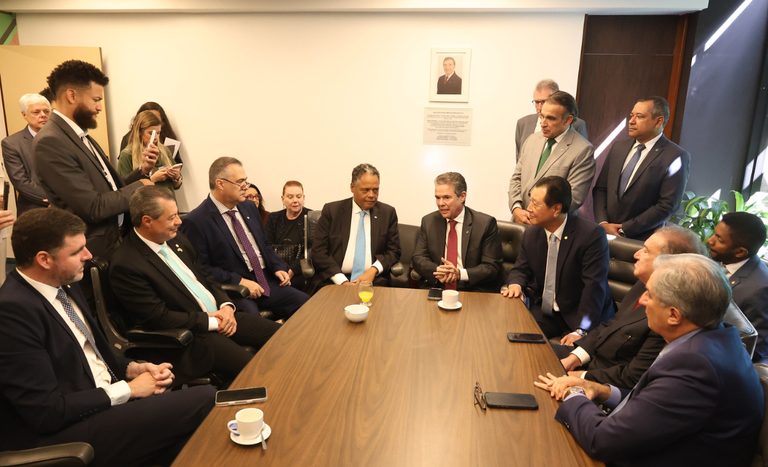 Comissão de Agricultura da Câmara recebe ministro André de Paula e reforça diálogo em defesa do agro brasileiro