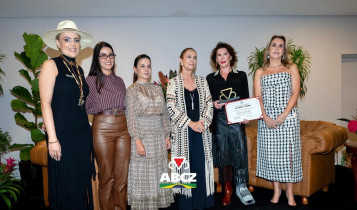 ABCZ Mulher homenageia Mônica Marchett como destaque feminino da 91ª ExpoZebu